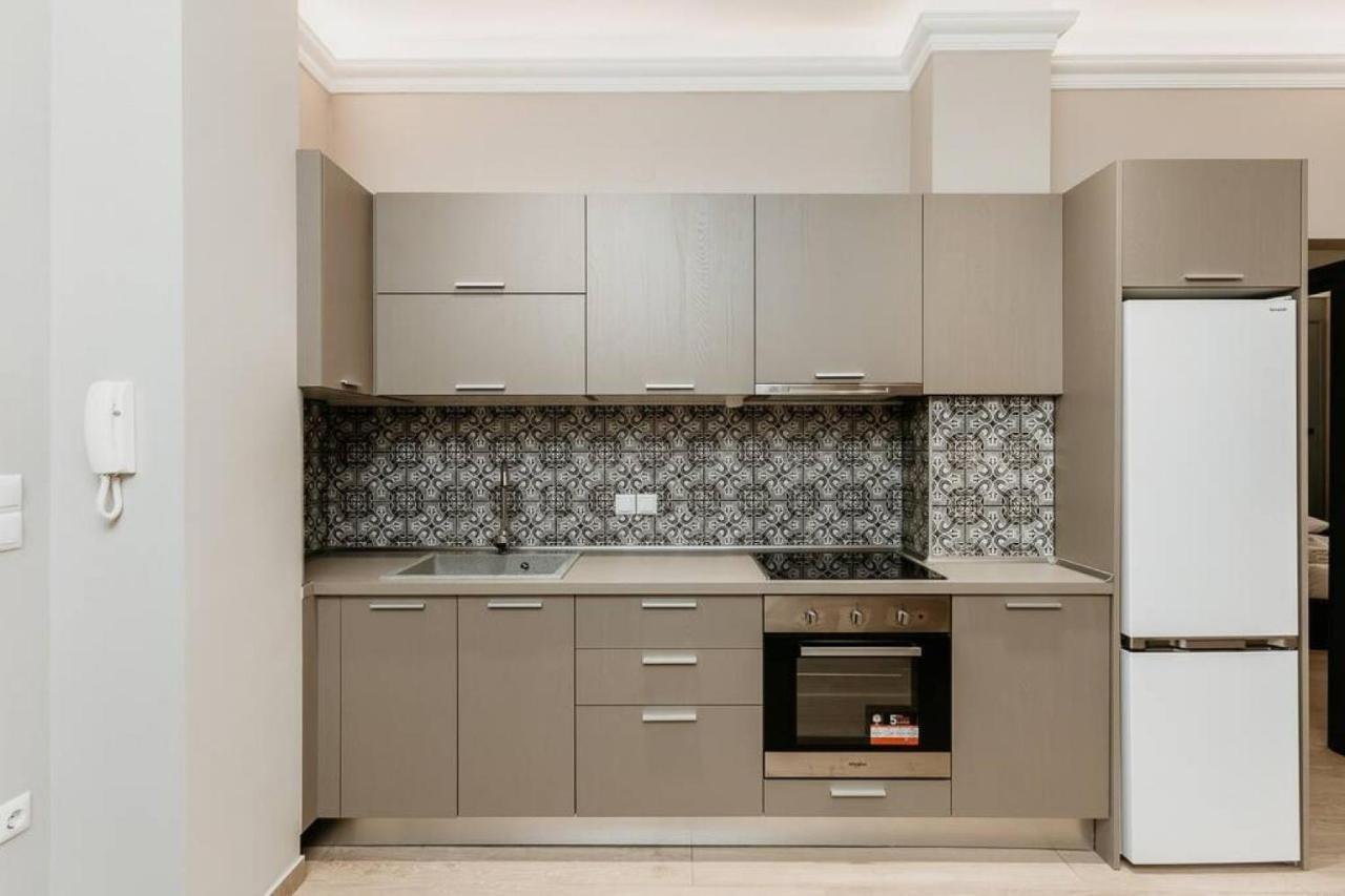Satus Finem Egnatia'S Luxury Apartment Tesalonika Bagian luar foto