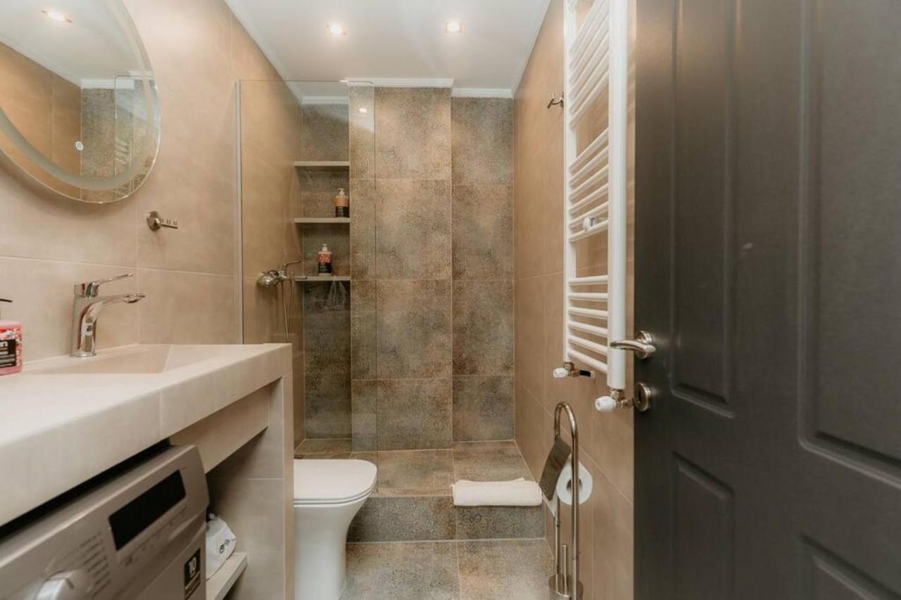 Satus Finem Egnatia'S Luxury Apartment Tesalonika Bagian luar foto